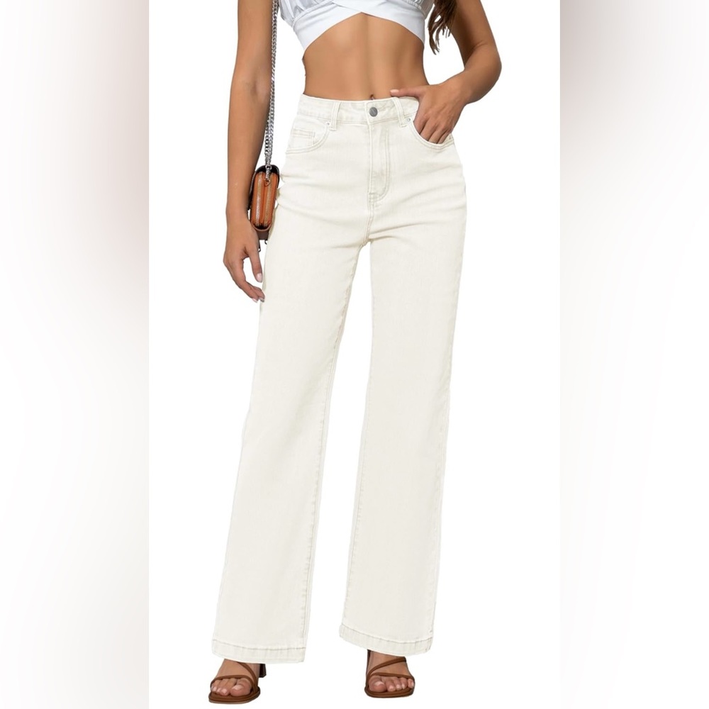 Beige women’s straight leg jeans
